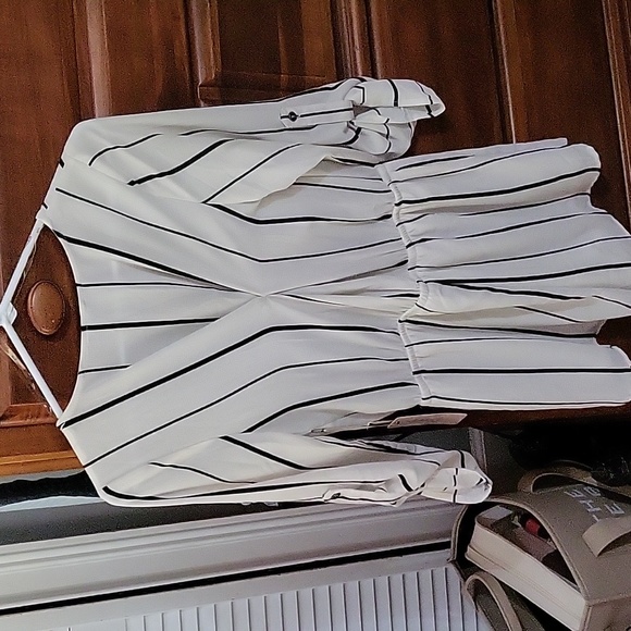 Romper - Picture 2 of 5